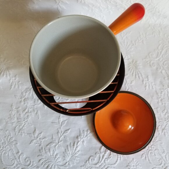 Le Creuset Fondue Pot Enamel Cast Iron With Base Vintage - Picture 5 of 10